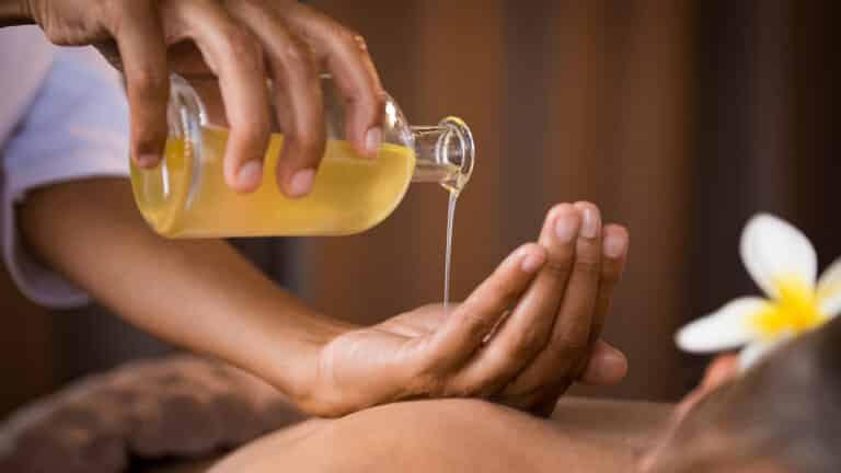 L'Abhyanga, massage ayurvédique quotidien