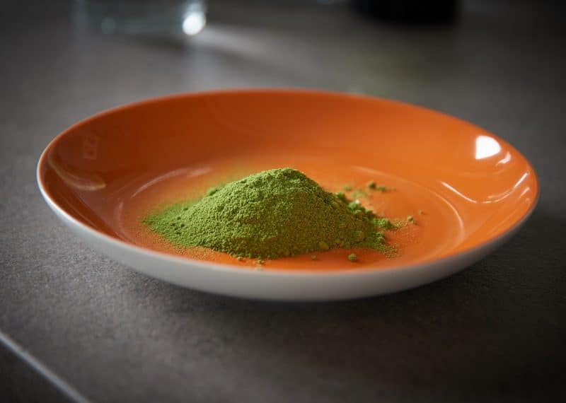 le moringa est un superaliment notamment riche en vitamine A, vitamines B et vitamine C