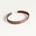 Bracelet en cuivre magnétique martelé